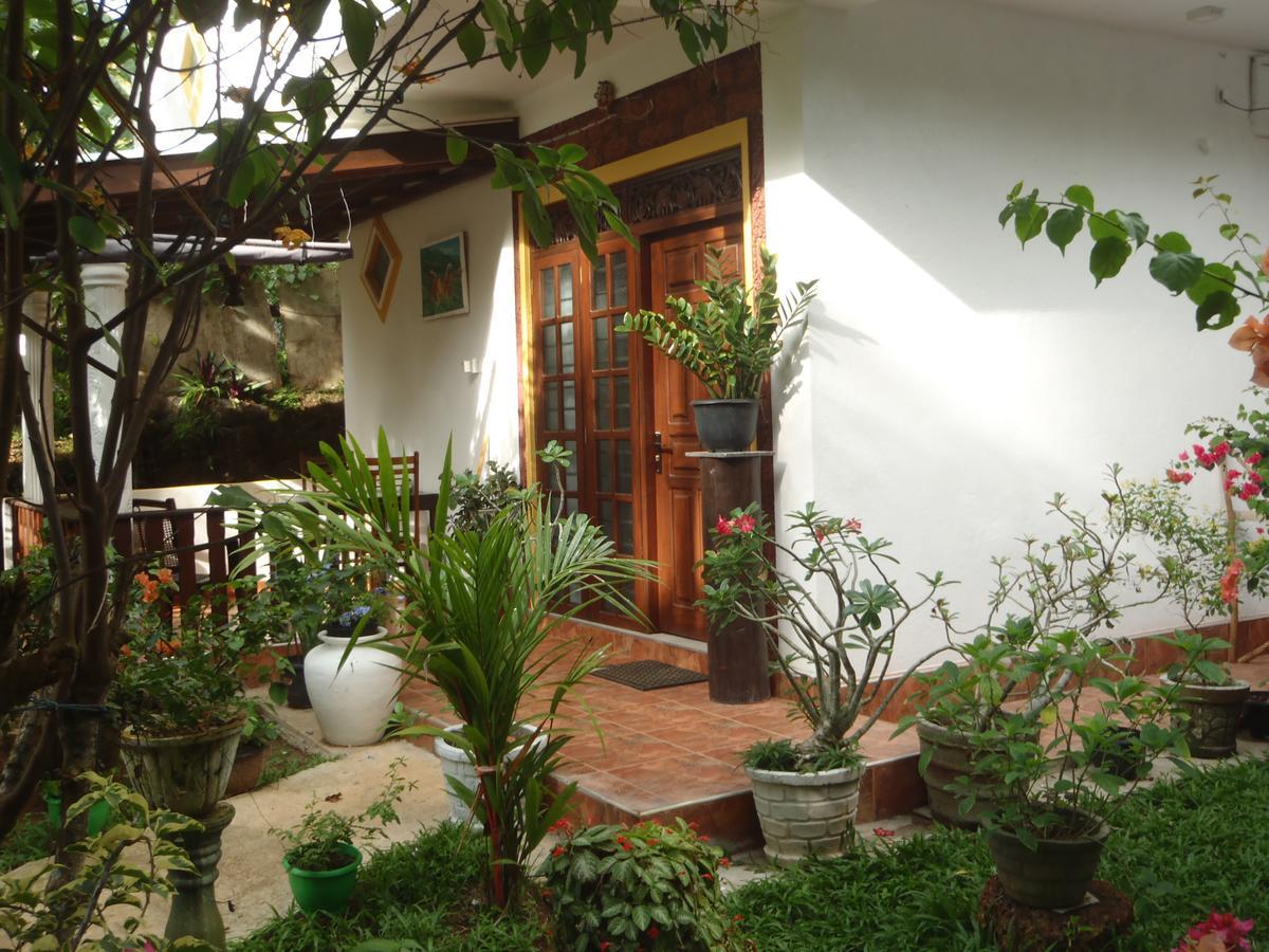 New Jaya Villa Bentota Exterior photo